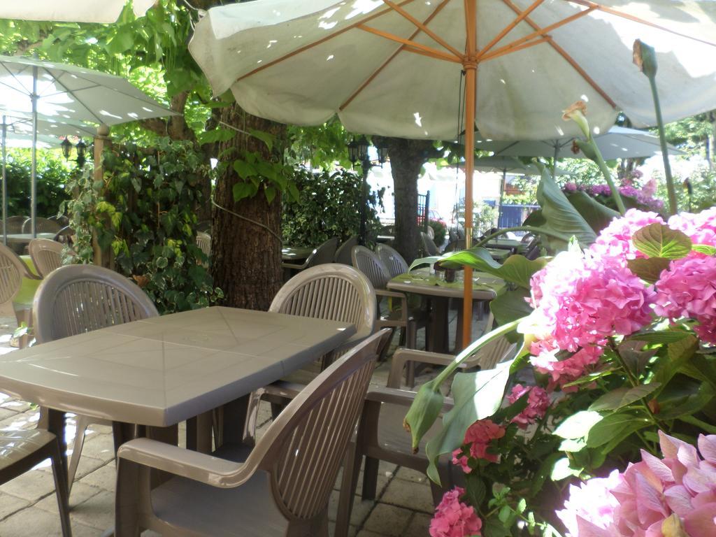 Appart'Hotel Les Tilleuls Saint-Macaire 객실 사진